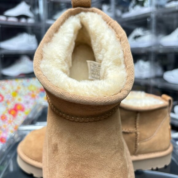 UGG Classic Ultra Mini Boots chestnut - Picture 6 of 9